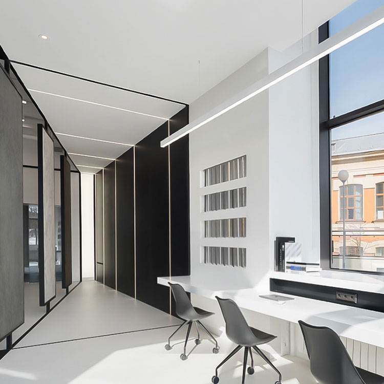 Modern Desk Lays သည် Wireless Charging Features များရှိရတာလဲ